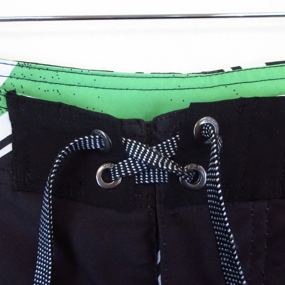 Tony Hawk Board Shorts Mens‎ 30 Black Green Geometric Performance Surf Swim